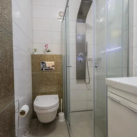 Apartman Emica