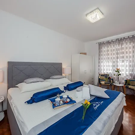 Emica Apartment